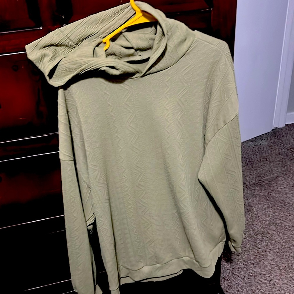 Hooded sweater